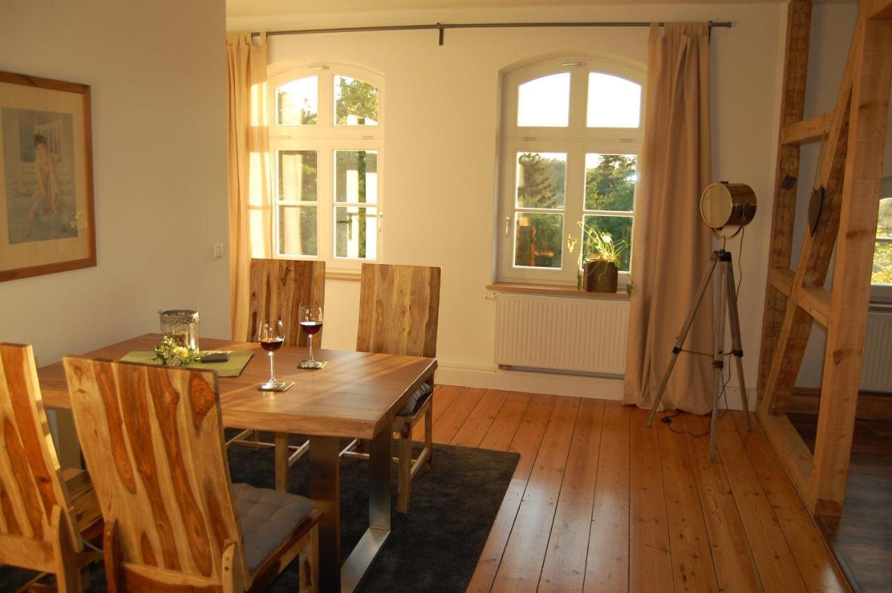 Ferienwohnung Ehemalige Revierfoersterei "Uns Luett" Kuhstorf Экстерьер фото